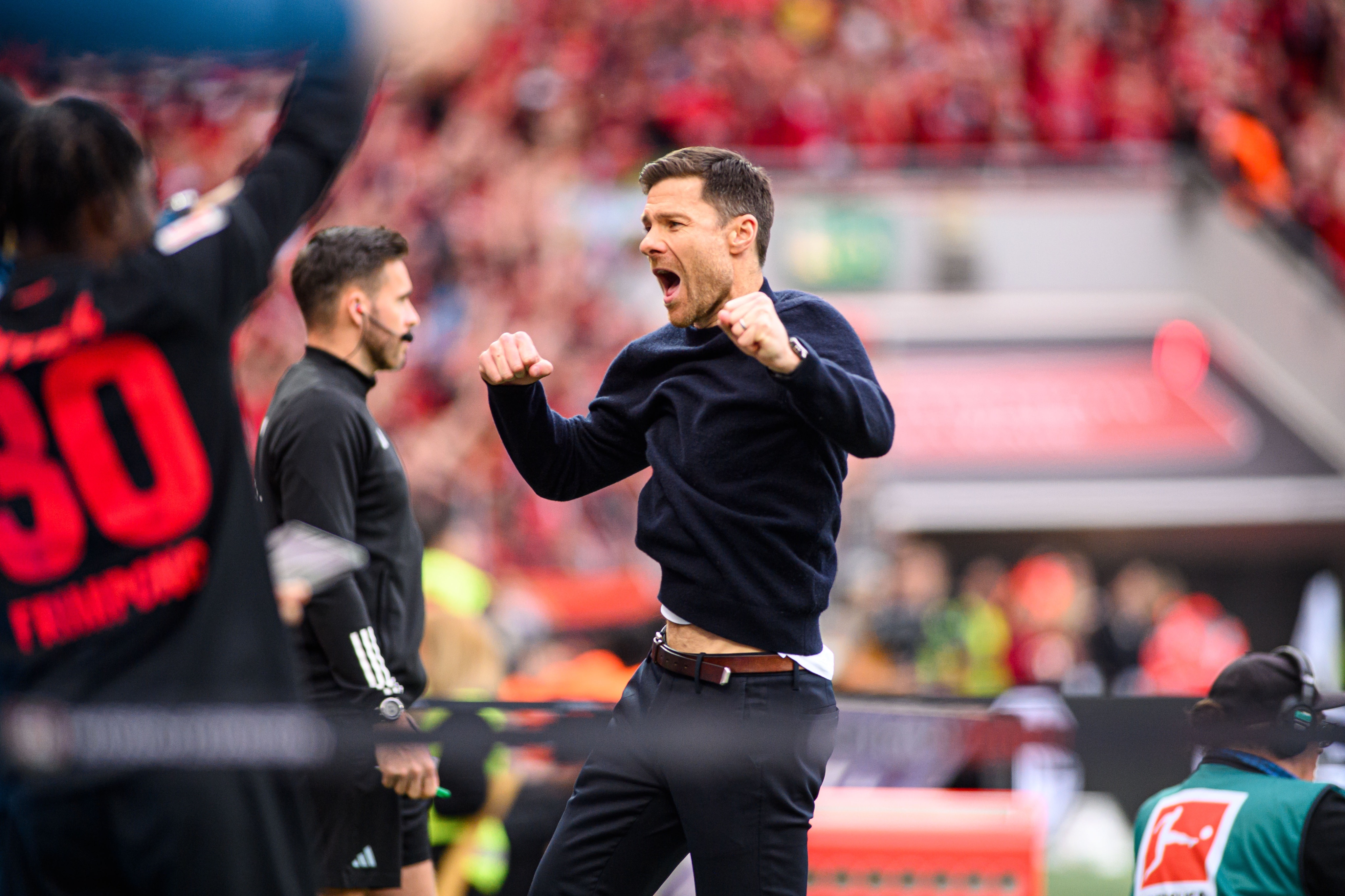 赛地聚焦——德甲转会期热度飙升,勒沃库森强势反弹,信心回归,训练强度明显提升的简单介绍 赛地聚焦——德甲转会期热度飙升,勒沃库森强势反弹,信心回归,训练强度明显提升的简单介绍