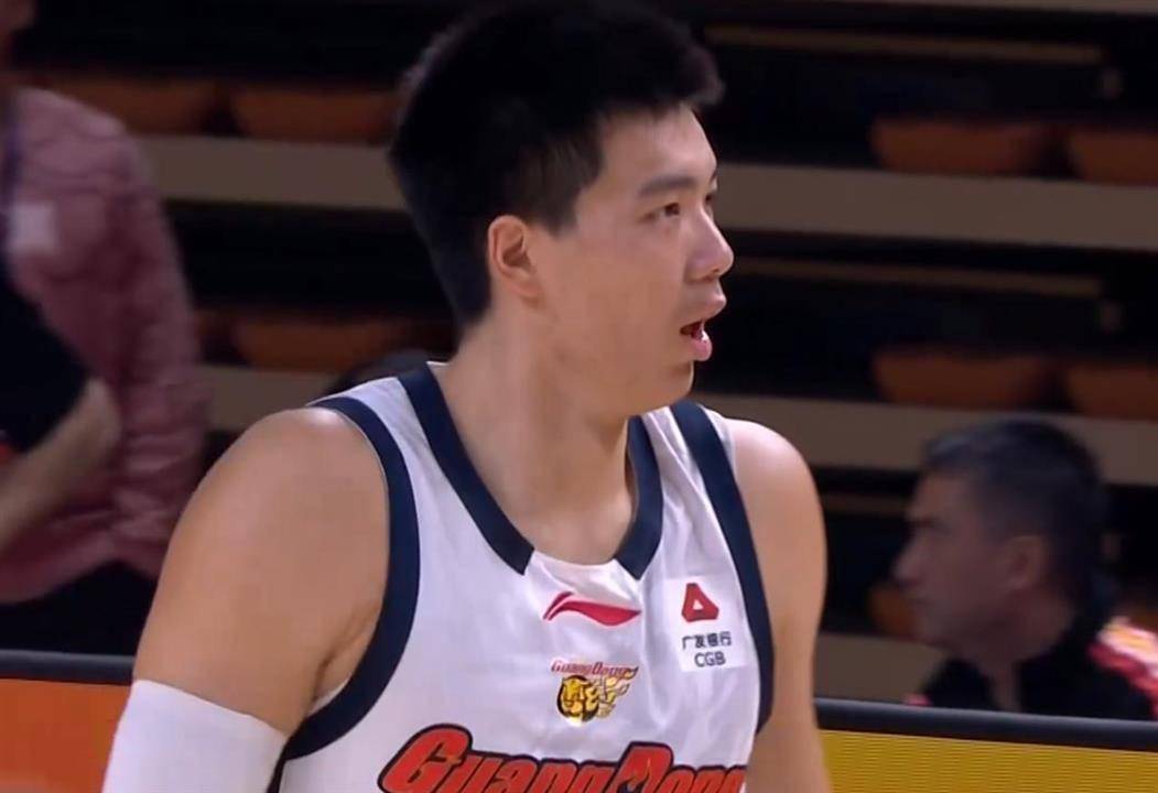 关于广东宏远今晚伤情更新新疆广汇围绕社区盾手感冰凉之后，库里爆冷击败勇士的信息